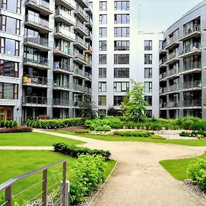 https://apartamenty-triton-park.warsawhotelspoland.com