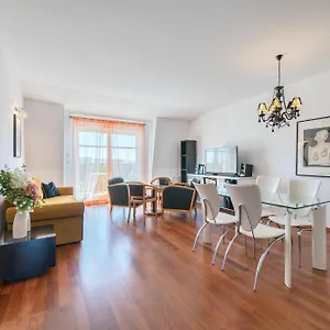 https://dom-house-apartments-parkur-80-736.gdanskhotel.org